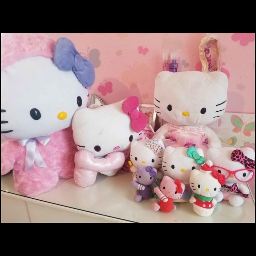 Hello kitty mystery box